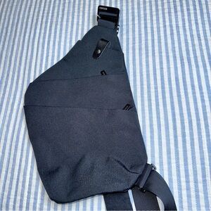 OSOCE Anti-Theft Waterproof Shoulder‎ Backpack Sling Chest Crossbody Bag Cover